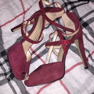 Never used nine wast size 8 1/2